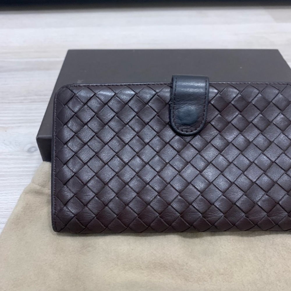 Bottega Veneta Intrecciato Dark Brown Wallet with Coin Purse - Picture 3 of 10